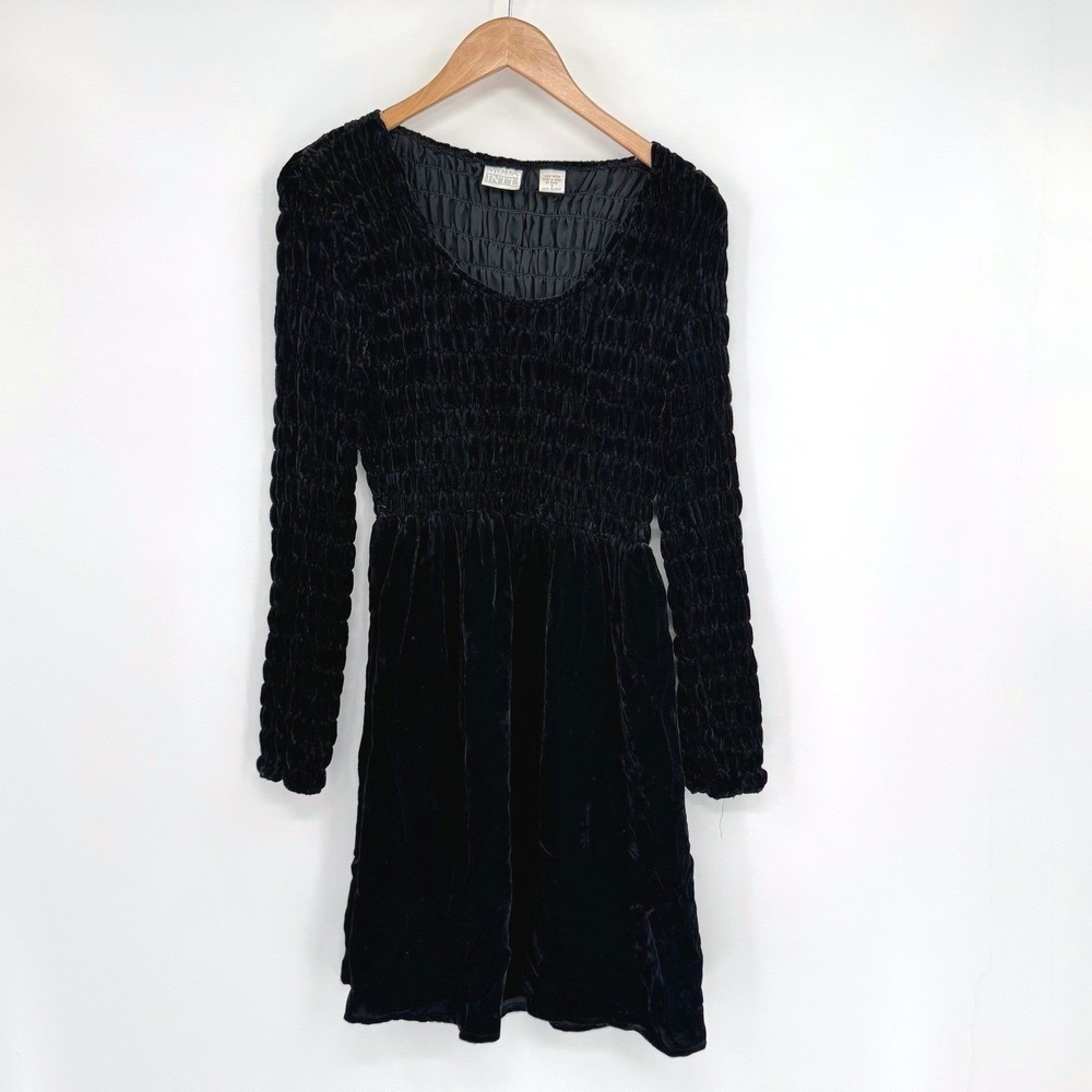 VTG 90s Moda International Black Crushed Velvet Smocked Goth Dress Women's S